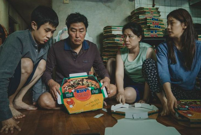 Review Film Parasite: Drama Keluarga yang Penuh Intrik dan Kritik Sosial